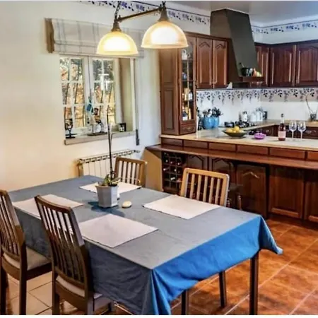 Casa vacanze Sleeps 8 With Pool & Horses *